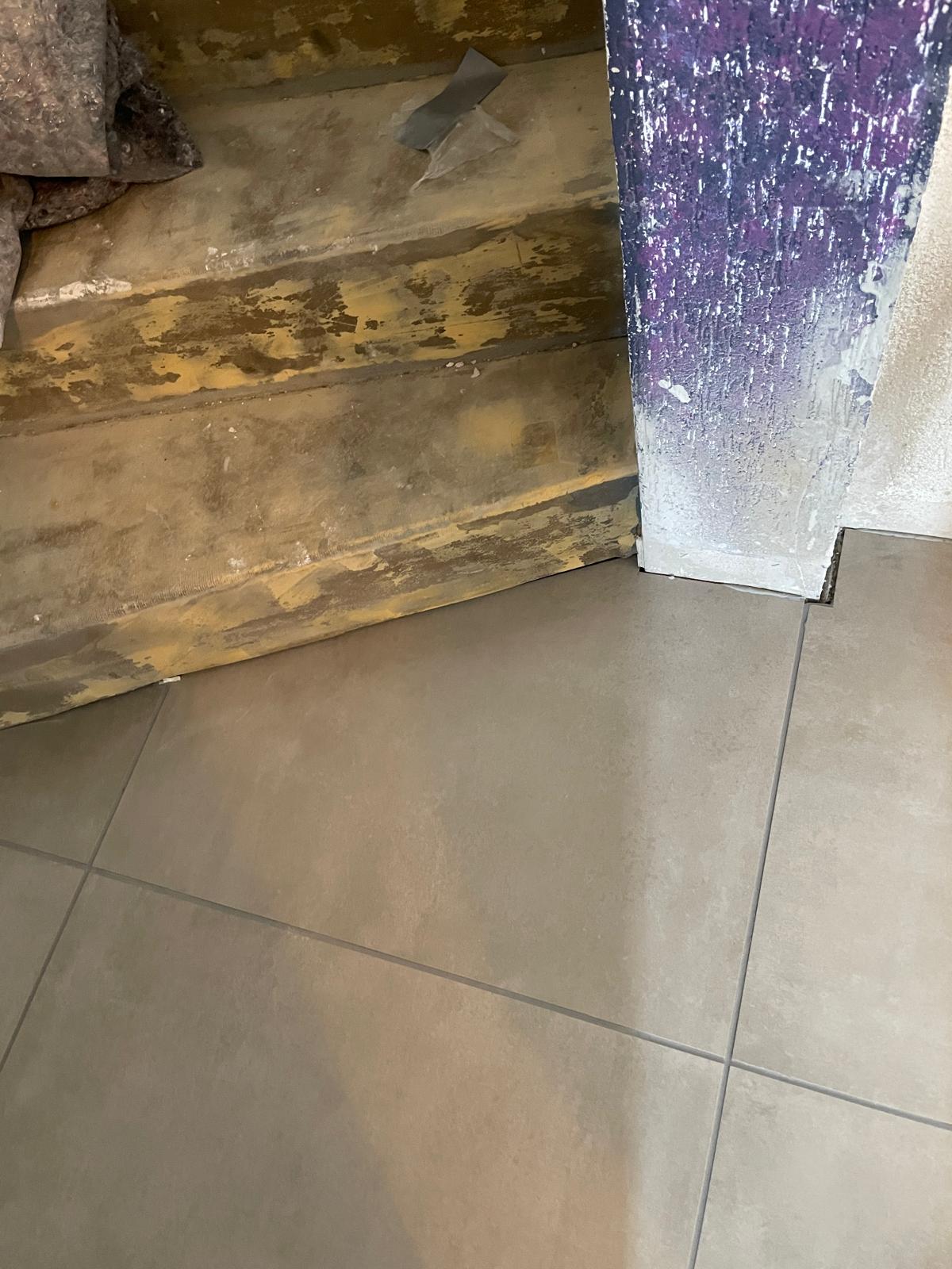 Professionelle Bodenfliesenverlegung – Präzision, Ebenheit & hochwertige Optik